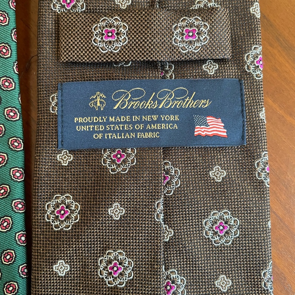 Set of 3! Brooks Brothers 100% Silk Ties - Picture 3 of 6